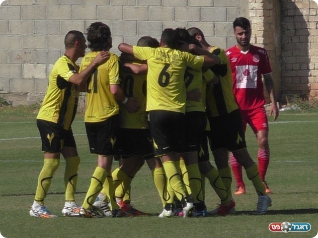 וחוגגים את השלישי (שקד מורג)